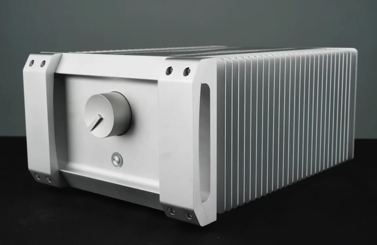 

Nbz20 Полностью алюминиевый корпус усилителя/корпус предусилителя/корпус AMP DIY коробка (242*150*350 мм)