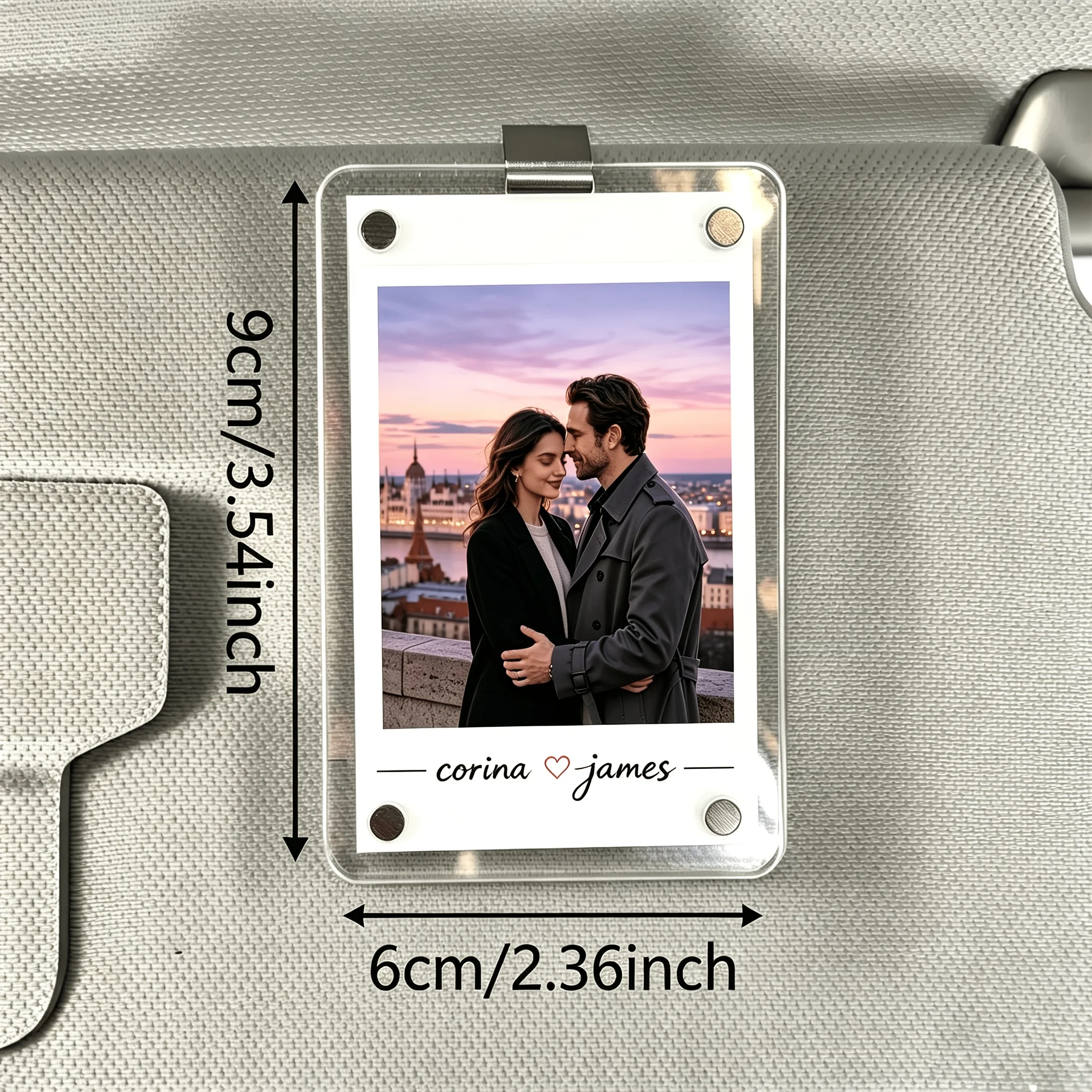 1 Customizable Photo Name Car Sun Visor Photo Holder, Acrylic Photo Clip Supports Customizing Couple Portraits and Names with Hearts, a Unique Romantic Gift for Anniversaries and Valentine's Day