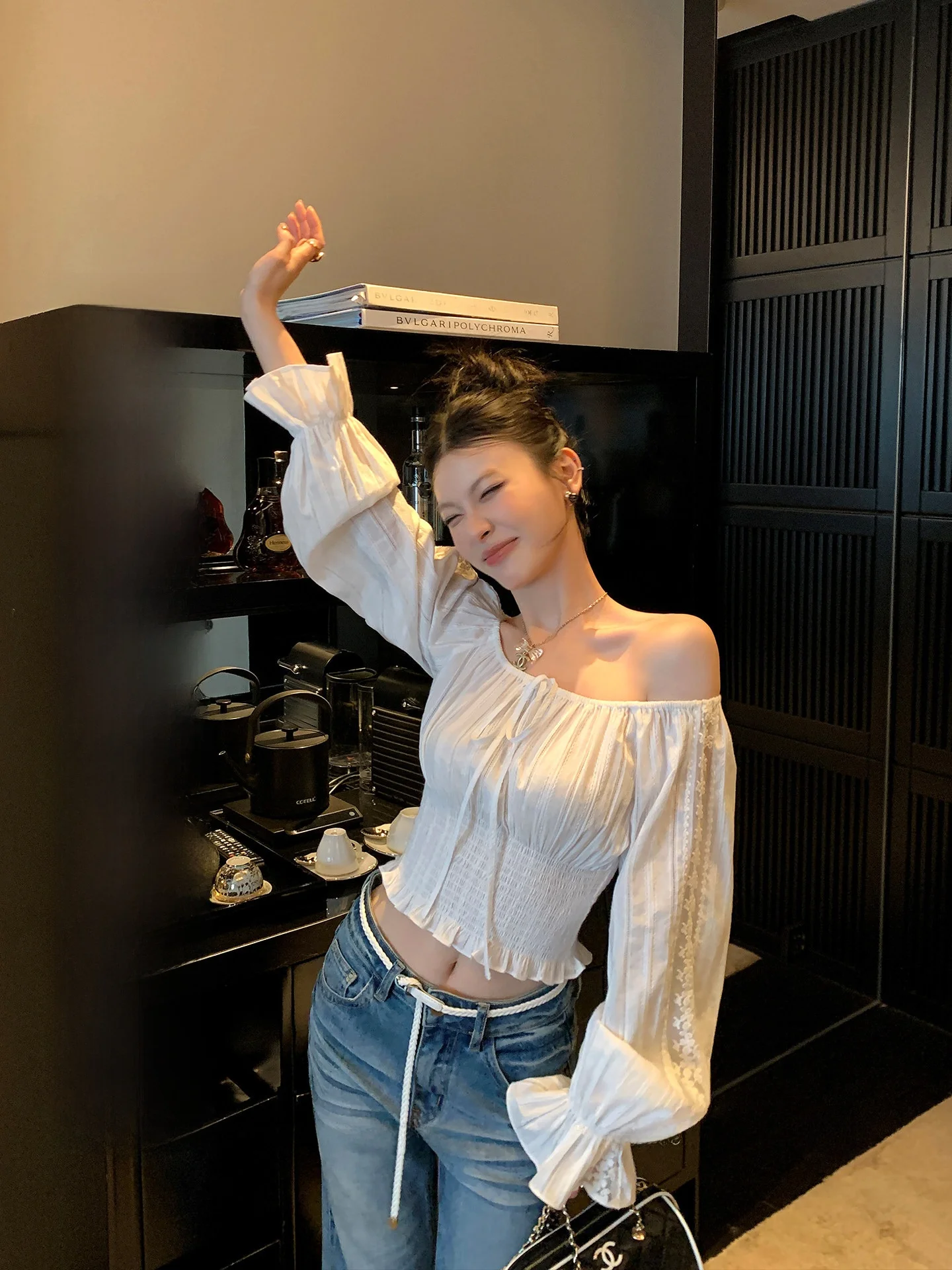 

LIONE Paris Afternoon Romantic One-Shoulder Lace Texture White Shirt 100 Cotton Short Sleeve Women's Fashion Casual Shirt