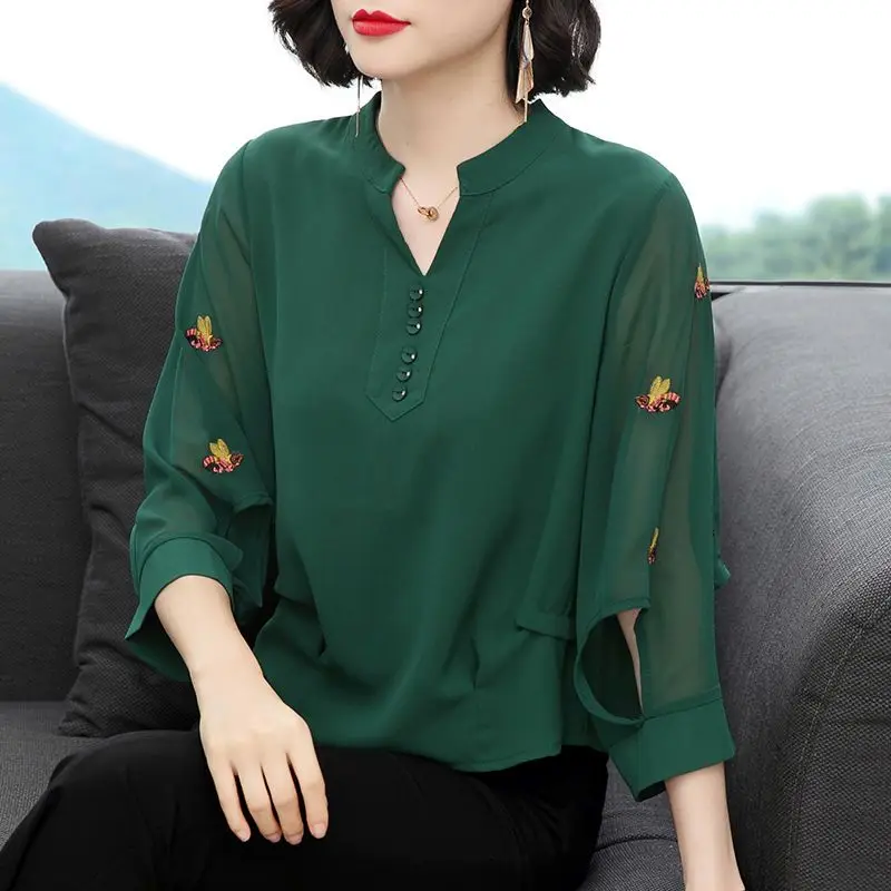 2024 Spring POLO Collar Seven Quarter Sleeve Top, Mom\'s Loose Embroidered Chiffon Shirt Stylish Pullover Sweater