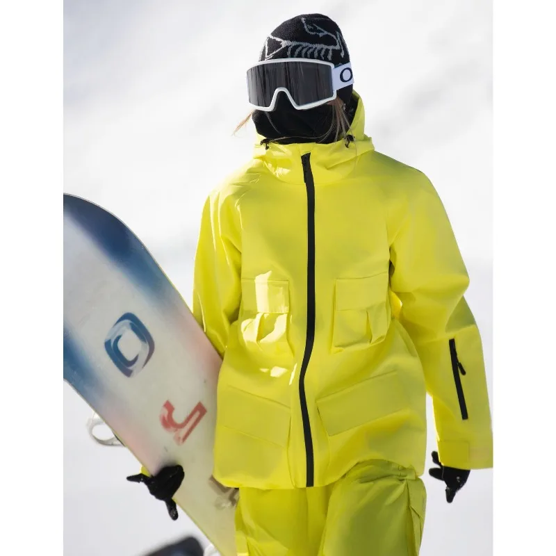 

2025 New Snow Ski Jacket for Men and Women Waterproof Windproof Professional Single Board Double Board Loose Warm Design