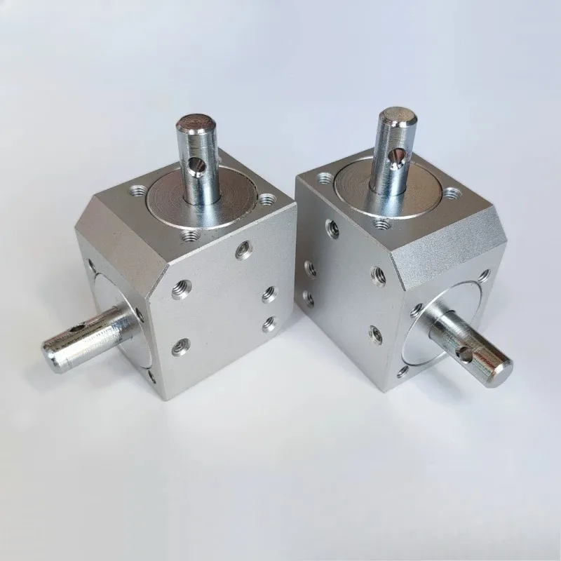 Horizontal Right Angle Steering Gear Waterproof 90 Degree Commutator Two Axis Three Axis Right Angle Steering Gearboxes