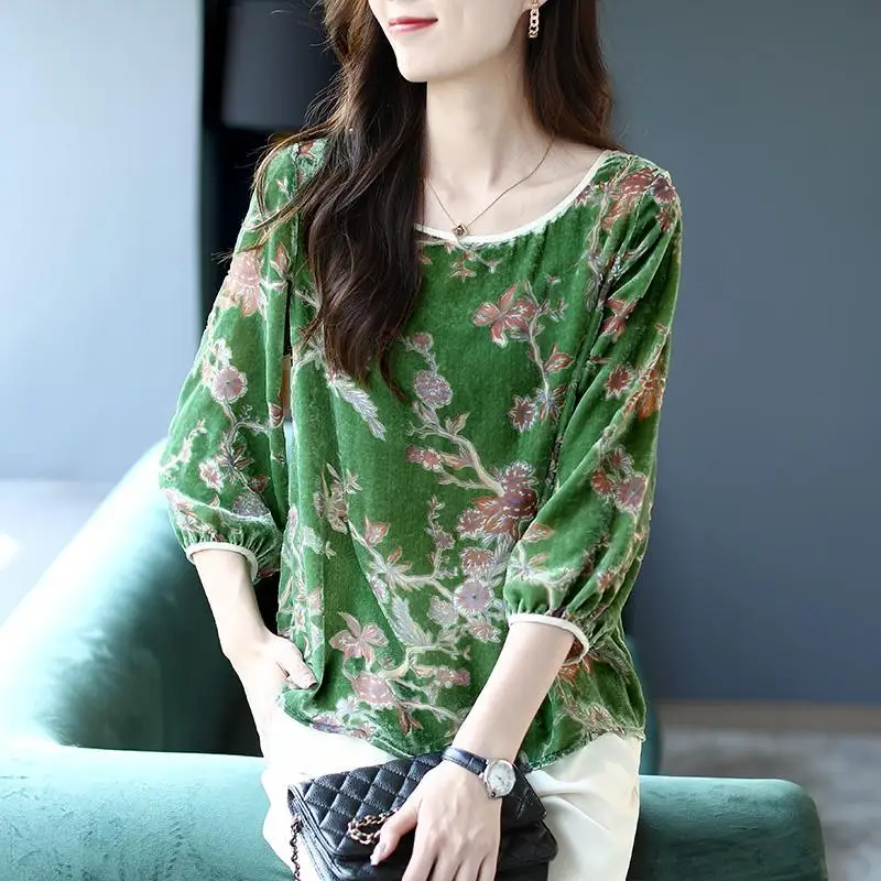 

2024 Early Spring New Fashion Slimming Gold Velvet Retro Chinese Style U-Neck Fashionable Small and Popular Printed Top for Wome