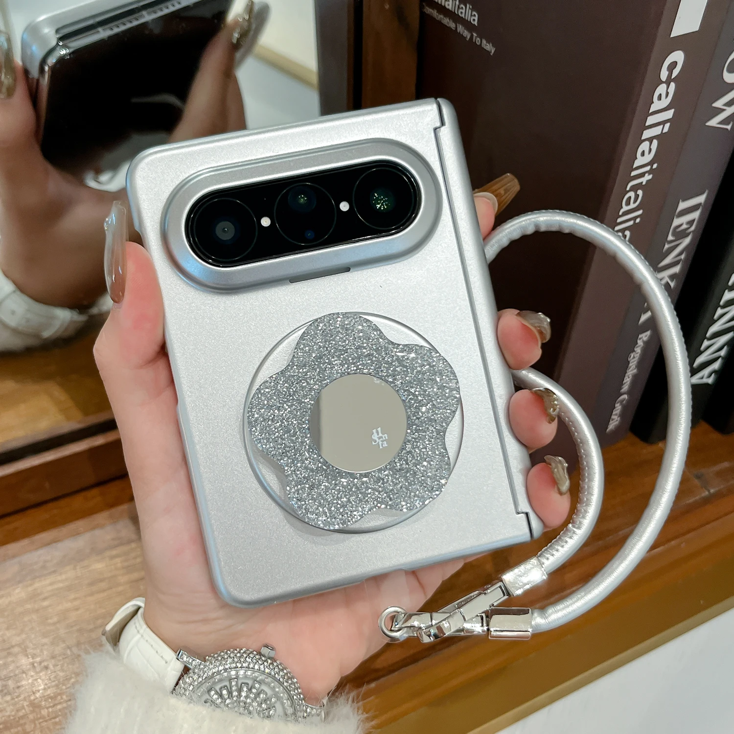 

Silver Flower Mirror Design For Huawei Pura X Max Case Protective Phone Holder with Bracelet Plastic Mobile Phone Back Cover