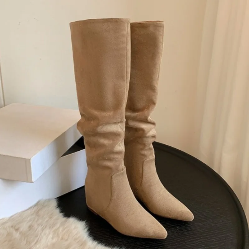 

Flats Pointed Toe Long Boots 2025 Winter Fashion Suede Shoes Designer Elegant New Trends Knee Boots Casual Zapatillas De Mujer