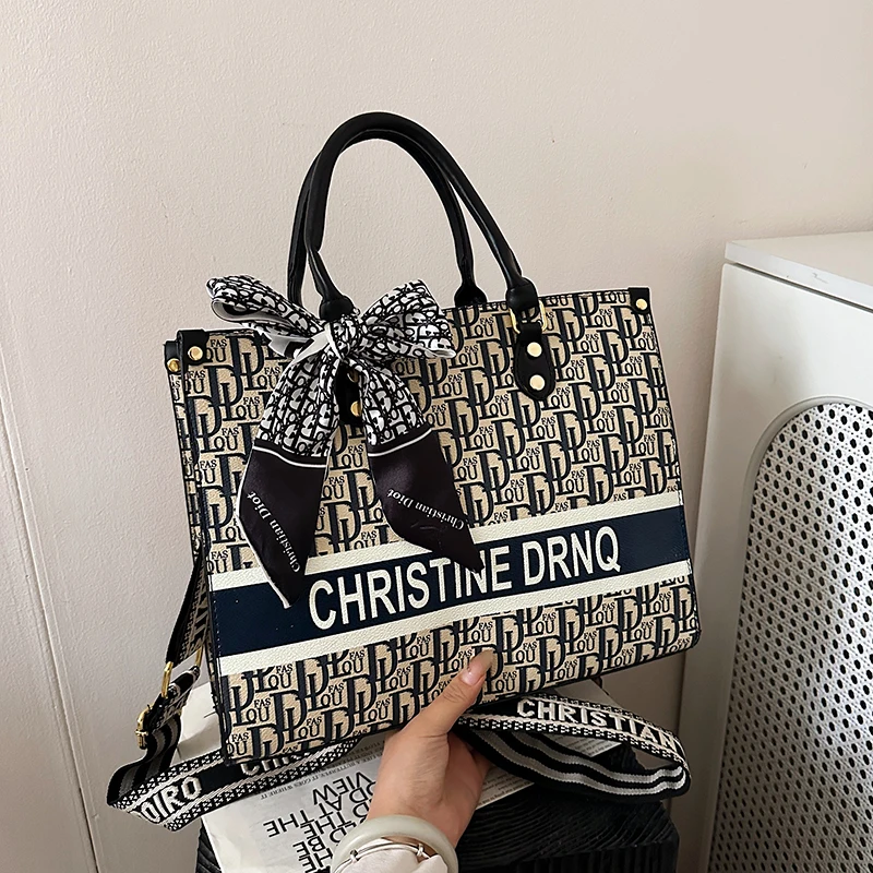

Famous Designer Classic Elegant Shoulder Bag Women's Leather, Crossbody Function Handbag Luxury Brand