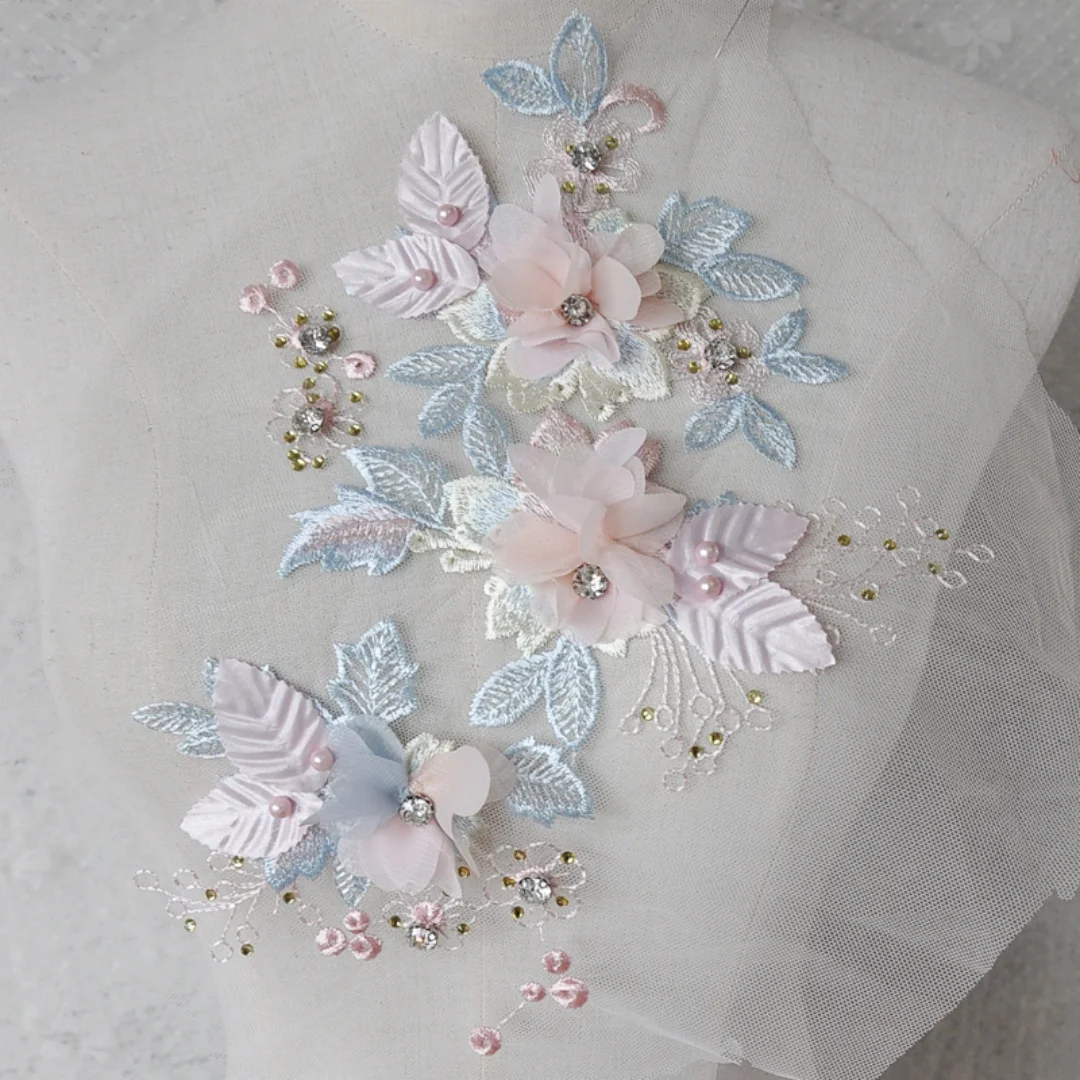 Aplikasi manik-manik daun 3D 4 warna, tambalan kain bersulam, Tambalan Jahit Untuk Perlengkapan Gaun, Untuk Gaun