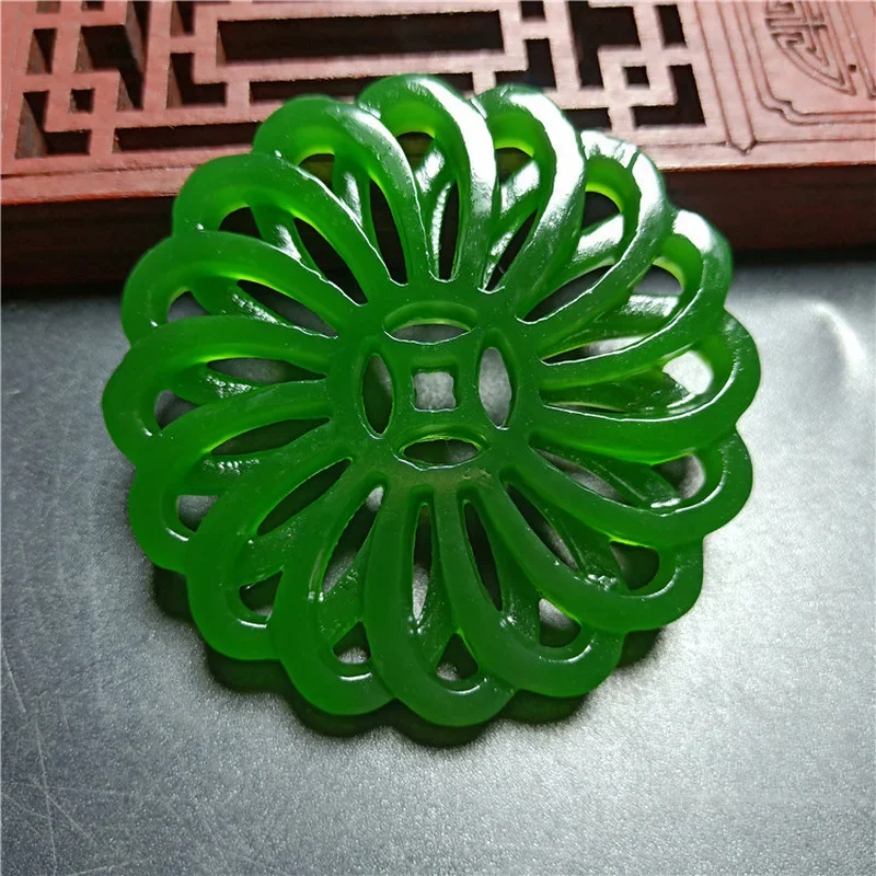 

Natural Green Hand Carved Double Side Hollowed Out Lotus Jade Pendant Jewelry Necklace Women's Sunflower Flower Flower in Bloom