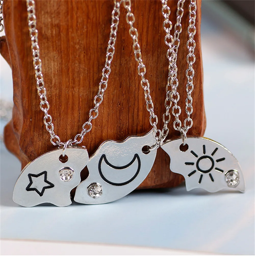 3 Pcs/Set Sun Moon Star Pendant Necklace Best Friend Bff Friendship Couple Necklace Clavicle Chain Fashion Jewelry Party Gifts