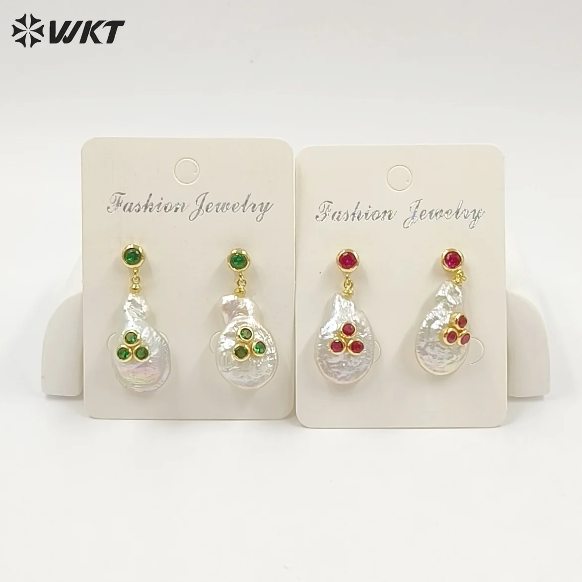 WT-MPE193 Luxury Vintage Colorful Cubic Zircon And Natural Pearl Gold Earrings As Female Friends Birthday Jewelry Gifts