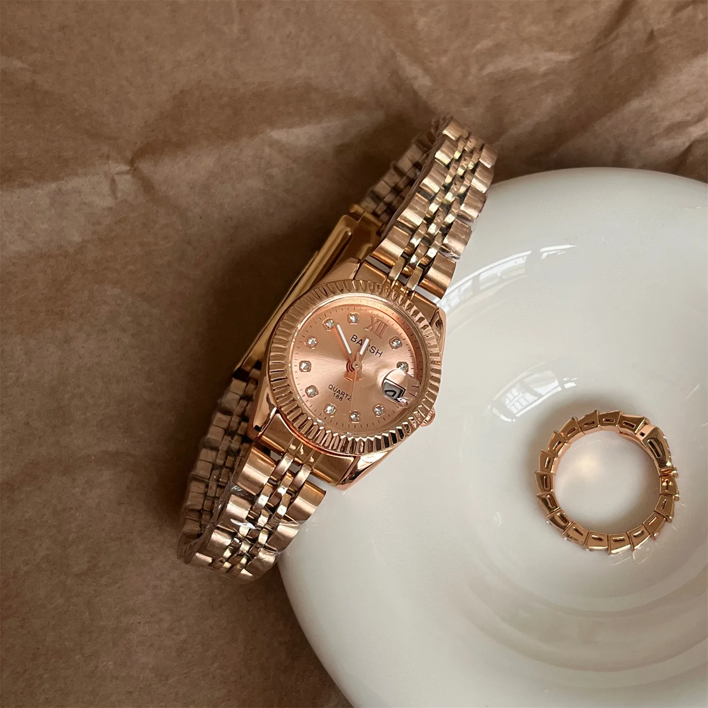 Orologio da donna al quarzo con strass di lusso Orologi da lavoro Moda donna con calendario Orologio da polso regalo Relogio Feminino