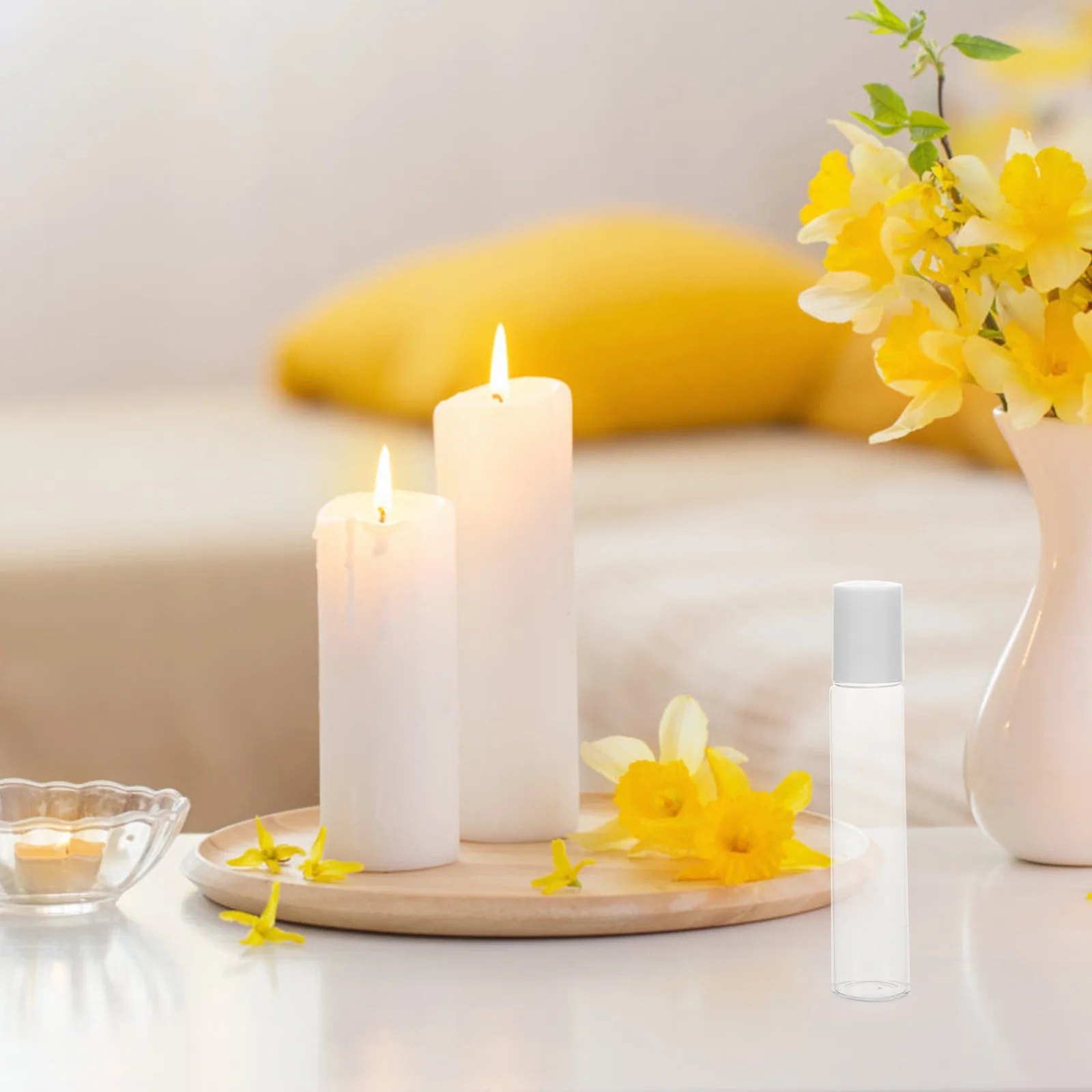 

5Pcs Glass Roller Bottles 20ml Clear Essential Oil Bottles Leak Proof Refillable Small Roller Bottle for Travel and Daily