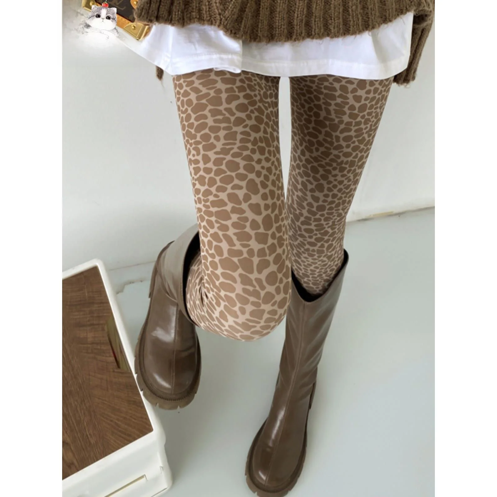 بنطلون يوجا نسائي جديد من LYQ YRF بنقشة الفهد لفصلي الخريف والشتاء، يرفع البطن ويبرز المؤخرة