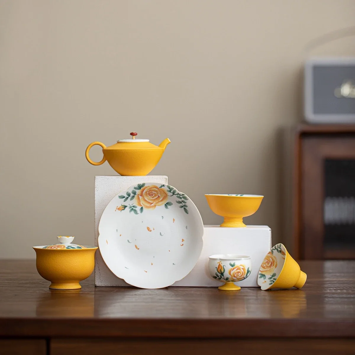 New Chinese-style Orange Hand-painted Yellow Rose Cover Bowl Teapot Teacup TeaSet Collection Women's Ceramic Kung Fu TeaSet Gift