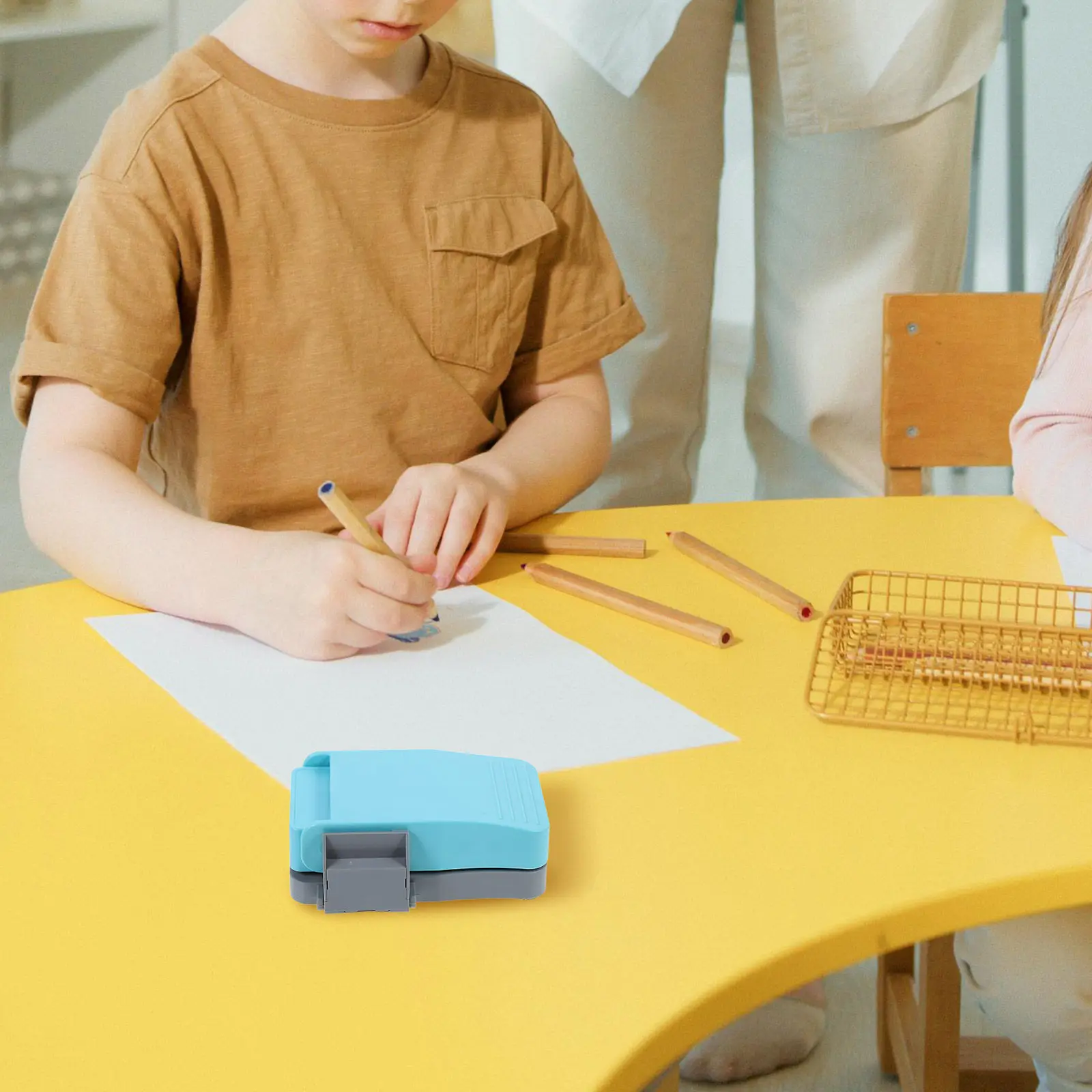 

Набор для творчества: 1 шт. DIY-резак для пазлов, клейкие пенопластовые листы для скрапбукинга, фото-проектов, рукоделия, образовательных целей