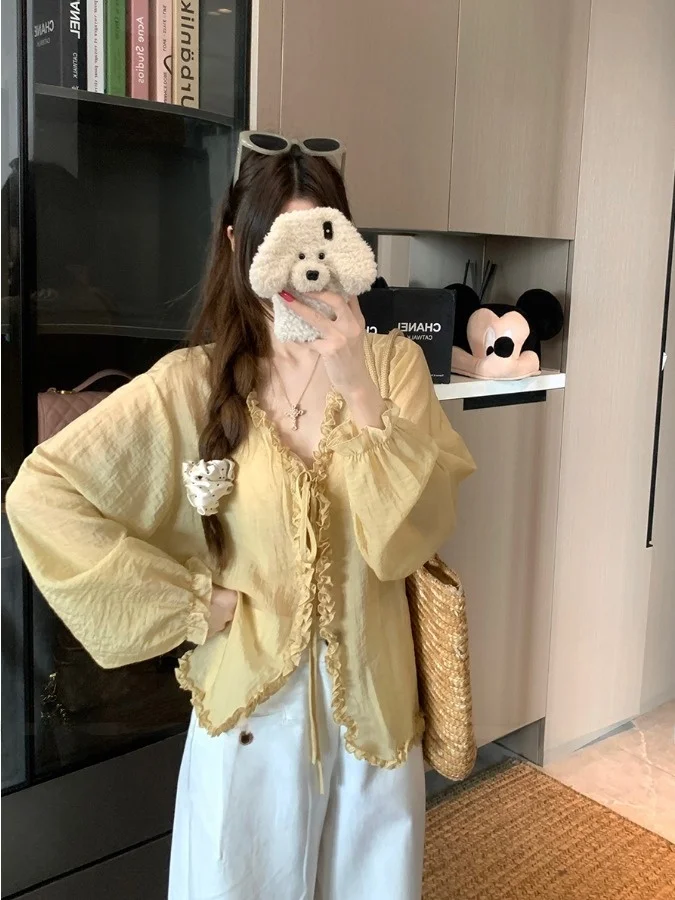 

Elegant V-neck Belted Shirt Women's Summer New Style Chic Sun Protection Top Large Size Comfortable Gentle Wind Wooden