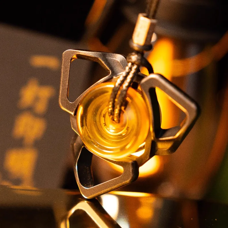 Laotie Ri EDC One-lamp Feel Attack Speed Wearable Fingertip Gyroscope Decompression Desktop Toy
