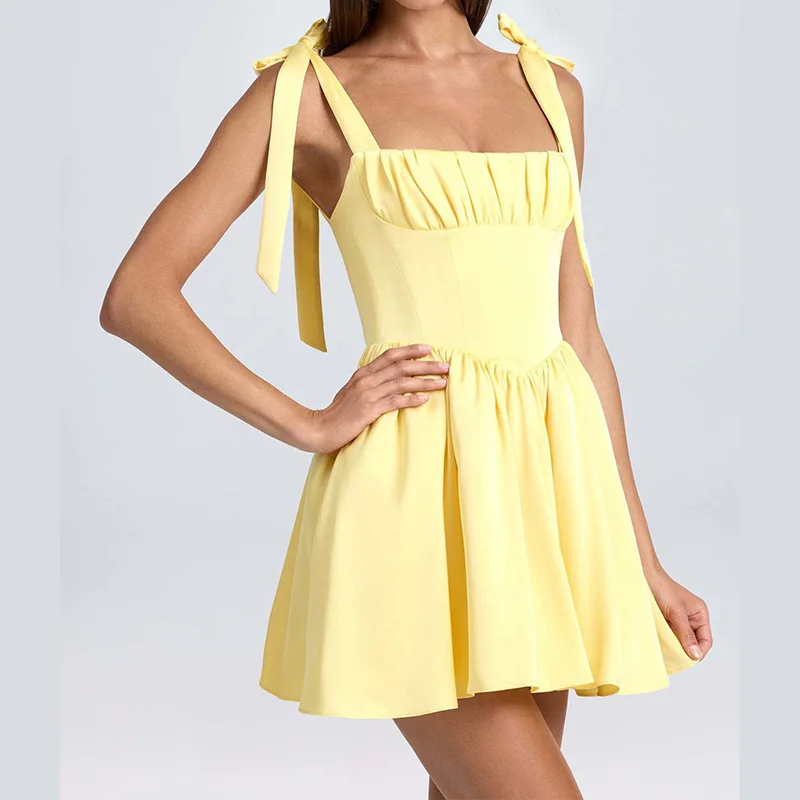 Mini abito estivo da donna sexy Elegante senza schienale con lacci Sling Beach Vestito estivo Collo quadrato Piega Fiocco solido Abiti corti Abiti