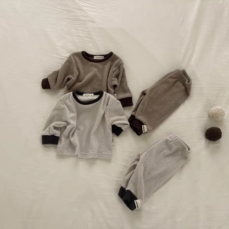 Conjunto de camiseta de manga larga para niños y niñas, ropa informal de algodón, Tops y pantalones, 2 piezas, Otoño e Invierno