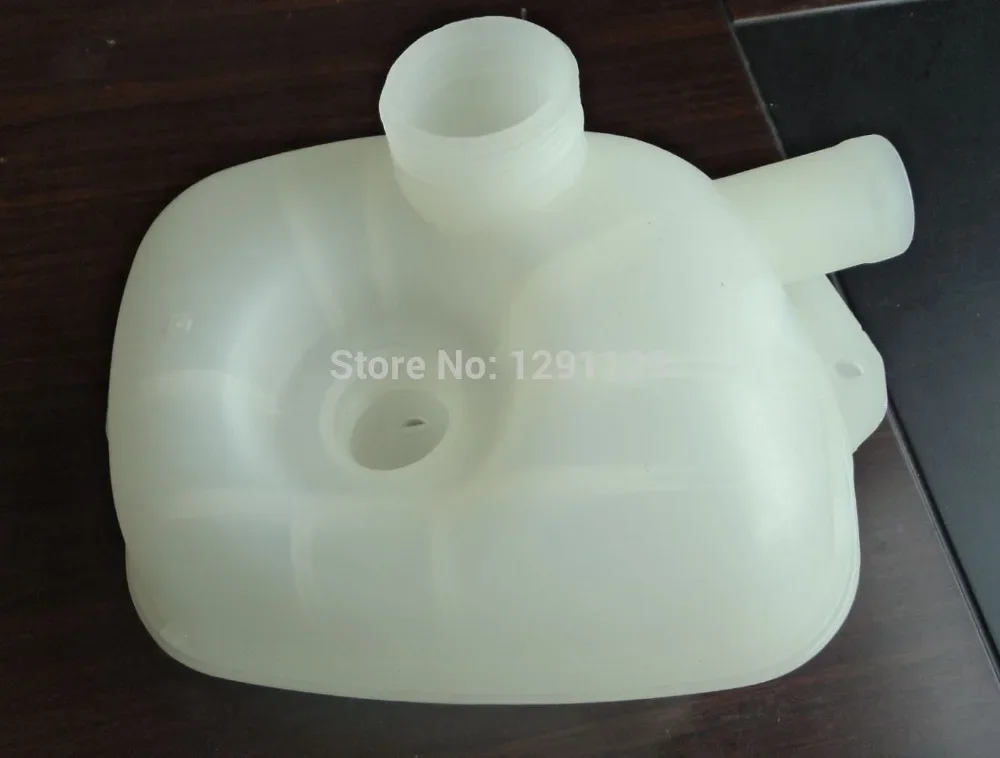 COOLANT EXPANSION TANK  FOR VW  TRANSPORTER 1981-1984 OE NO.025121403A FREE SHIPPING