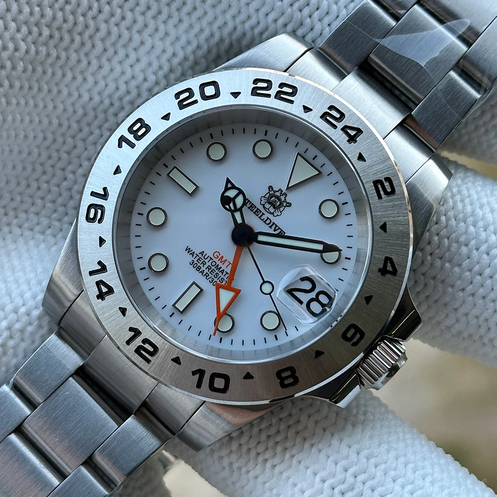 

Официальные модные часы STEELDIVE GMT SD1992 со стальным безелем, 4 стрелками, механизмом NH34, суперлюминесцентным покрытием, водонепроницаемостью до 300 м.