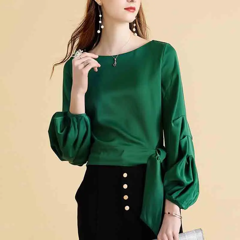 Spring New Green Lantern Sleeve Shirt Women Solid O- Neck Design Feeling Small Folds Drawstring Fashion Pullover Long Sleeve Top