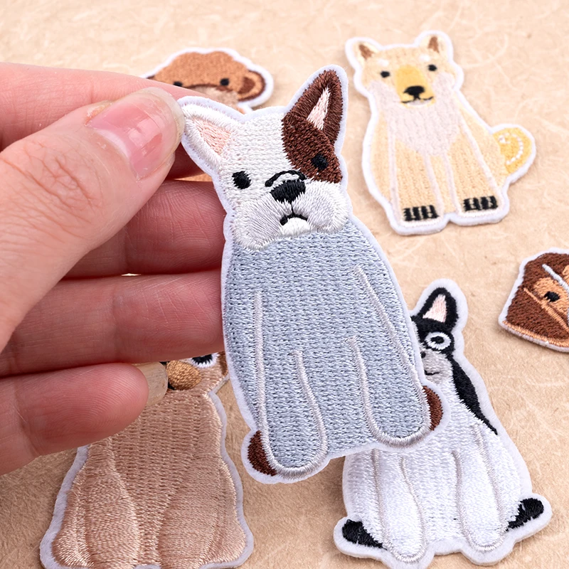 Cute Pet Dog Embroidery Patches On Kids Clothes Backpack Hats T-Shirt Sewing Animal Applique Badge Apparel Fabric Accessories