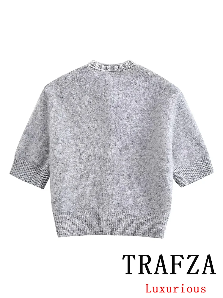 TRAFZA Vintage Casual Chic Women Sweater Solid O-Neck Half Sleeve Pearls Buttons Knitted Pullovers Fashion 2024 Spring Sweaters