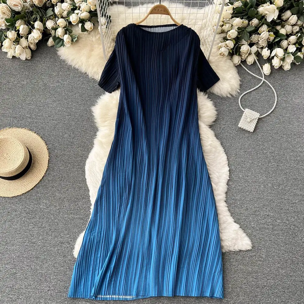 

retro chic dress 2024 summer new item 1 design sense gradually changing color loose chic dress for women