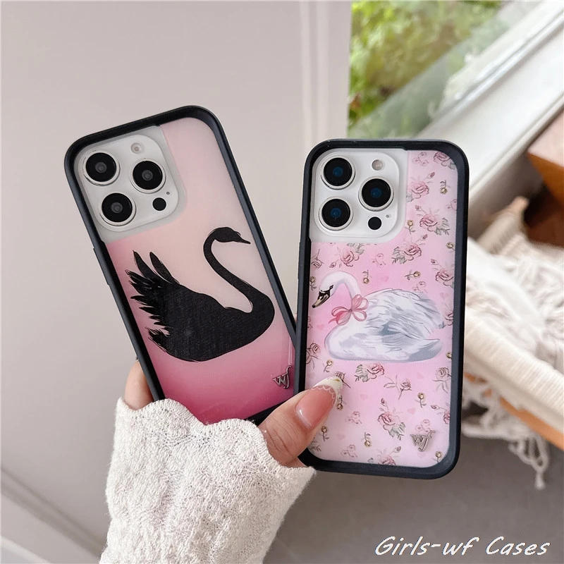 

Чехол для телефона Couple Swan x Wildflower с американской вишней для iPhone 16, 15, 14 Plus 13, 12 Pro Max, чехол с пасторальной орхидеей и клоуном