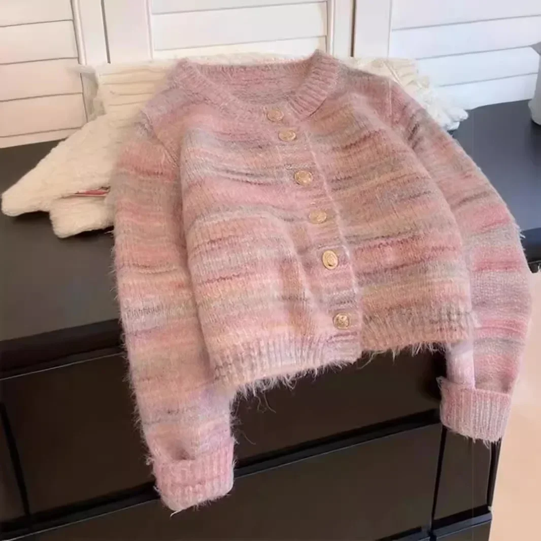 

Pop Pink Striped Round Neck Sweater Coat Women's Autumn/winter 2025 New Thickening With Gentle Soft Waxy Knit Cardigan Short Coa