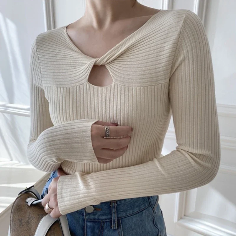 

Solid Color Sexy Slim Fit Knitted Tops Fashion Twist Hollow Out V-neck Pullovers Women Sweaters Autumn Winter Clothes 28248