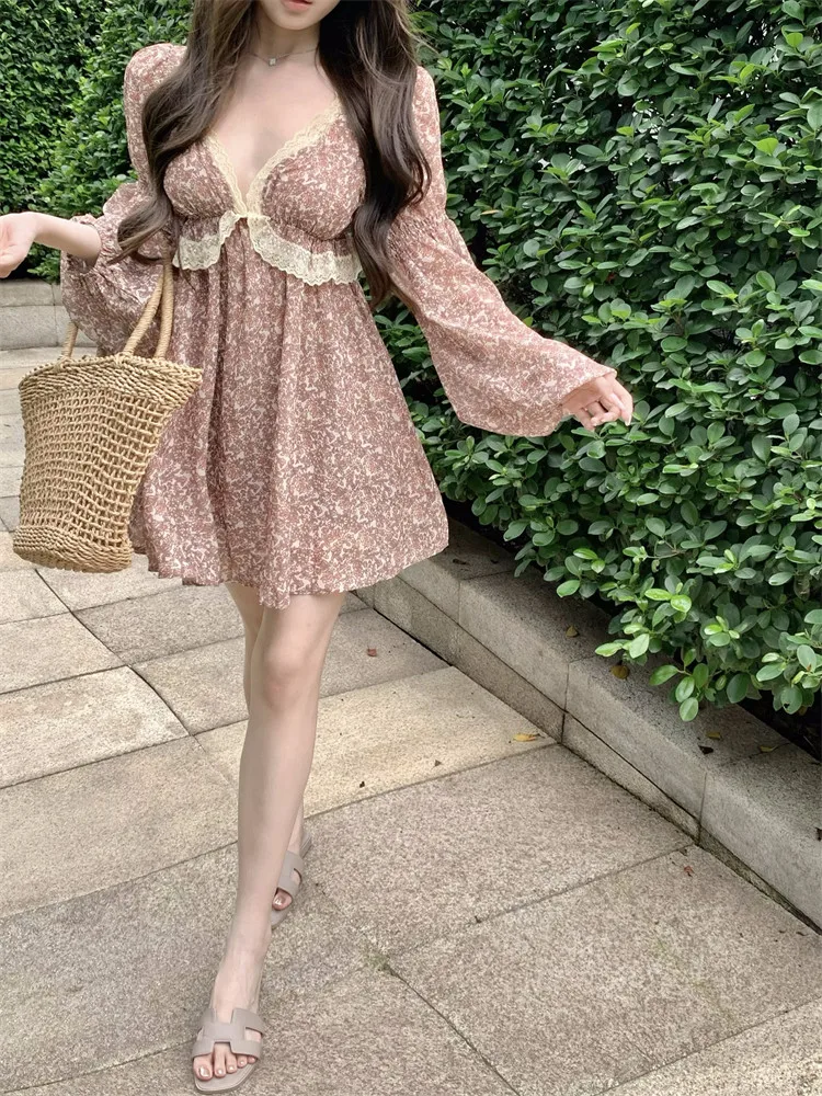 

French Boho Floral Print Loose Holiday Dress Summer Fashion Backless Lace Deep V Neck Mini Dress Long Sleeve A Line Short Dress