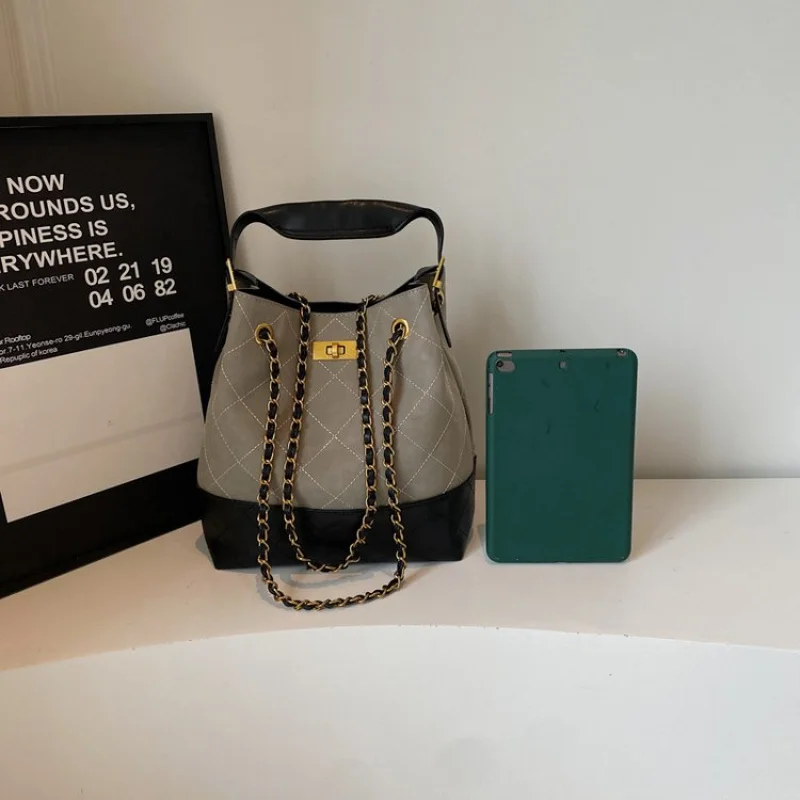 

Classic Handbag With Shoulder Strap, Ladies Leather Messenger Style, Water-Resistant Material, Luxury Brand Essence