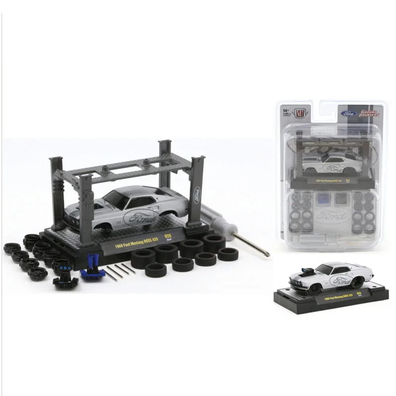 M2 Machines Alloy Model Kit R42 3100 Pickup Truck 1941 Willys Coupe Gasser R58 Limited Edition toy