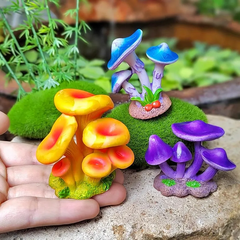 

Simulated Mushroom Ornament Micro Landscape Decoration Resin Craftsmanship Bonsai DlY Ornament Plant