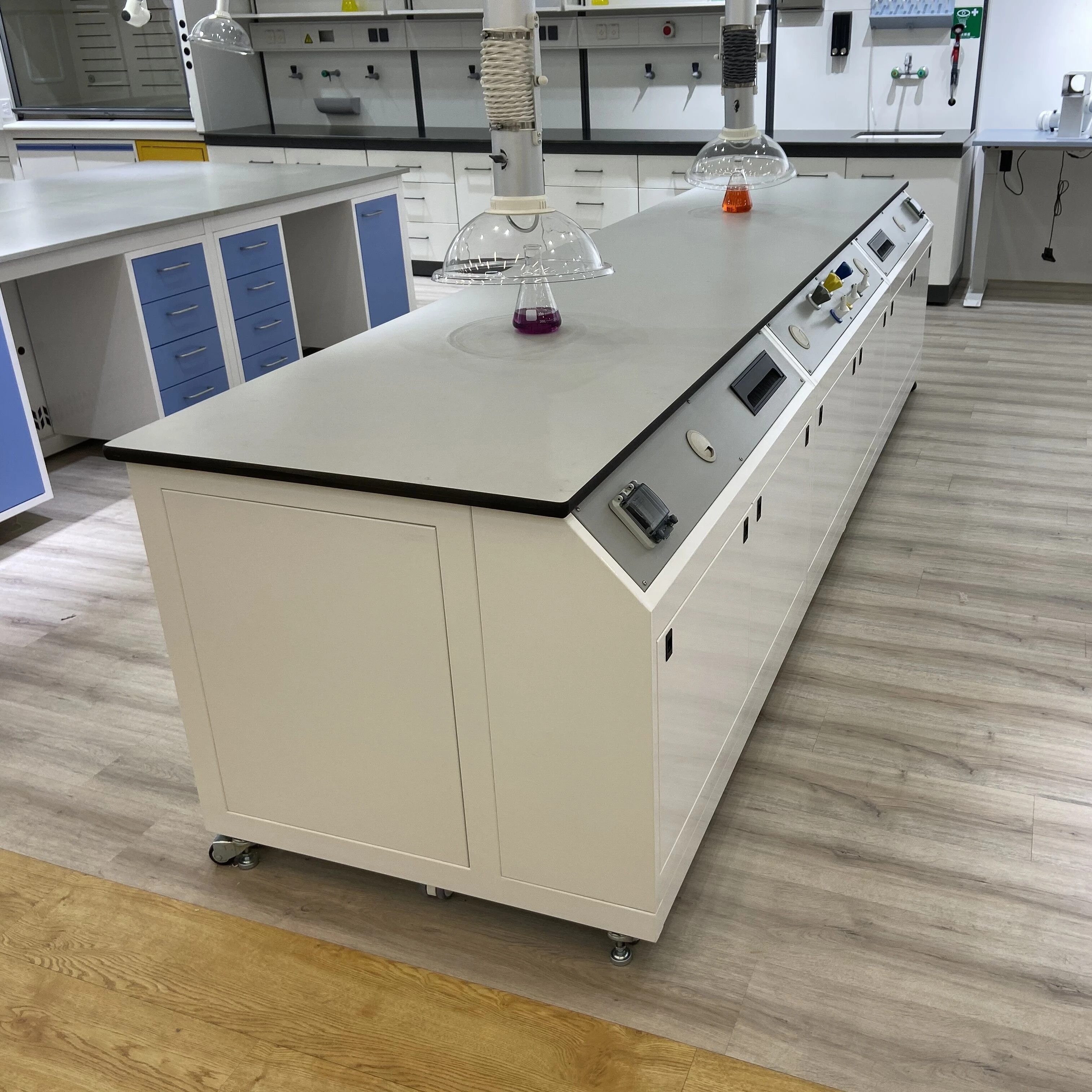 

Medical Laboratory Furniture Lab Equipment Ceramic Island Work Bench Lab Furniture Prices