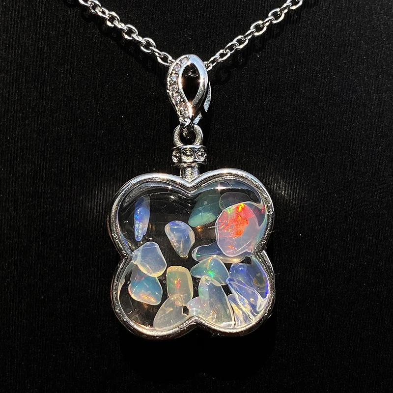 Birim tek parça doğal Opal taş kristal cips cam dört bırakın yonca şekli dilek şişe kolye kolye deri halat ile