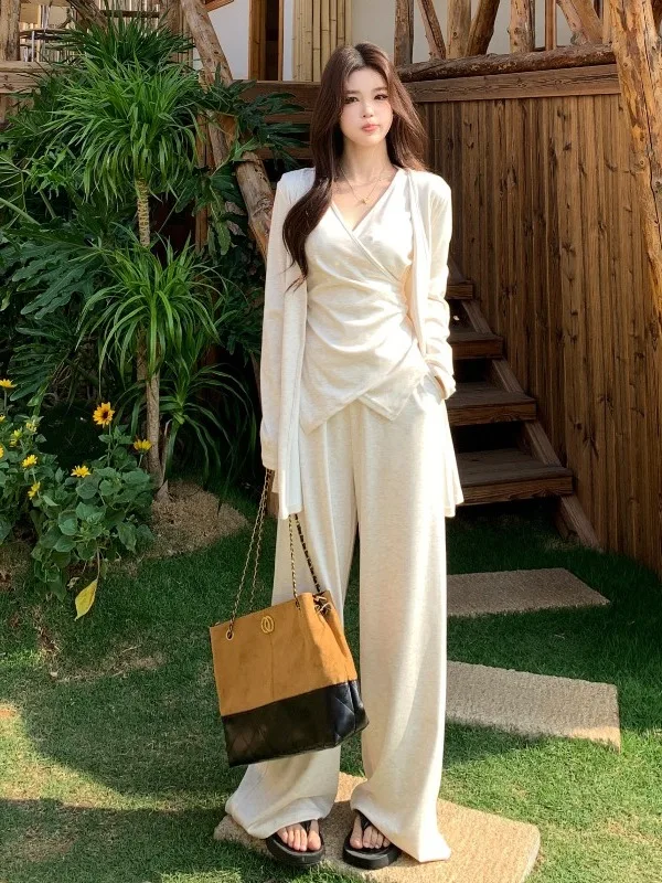 

plus Size Women's Fashion Set Spring Summer 2026 Waist-Cinching Vest Overcoat Cardigan High Waist Wide Leg Pants Three-Piece Set
