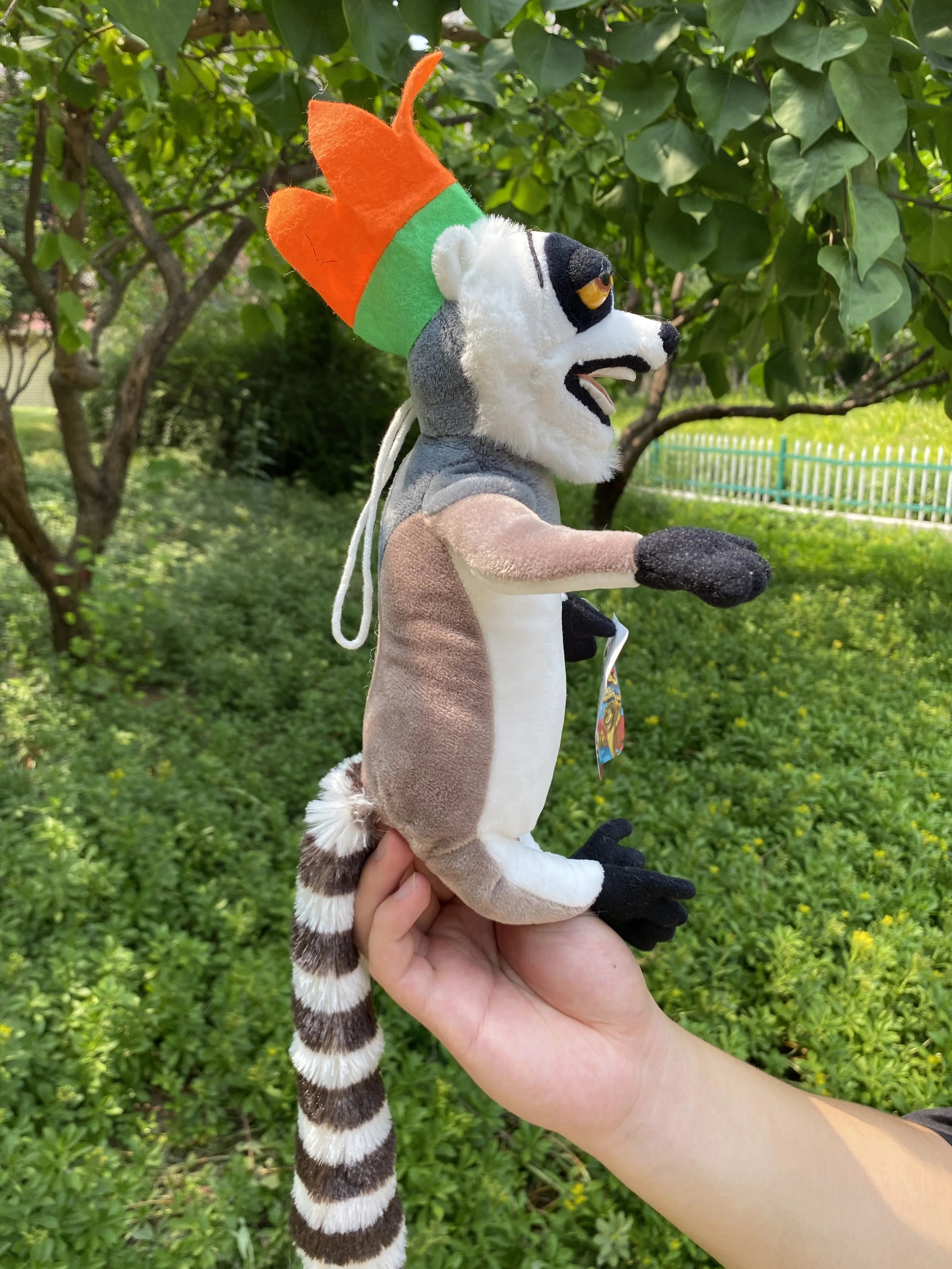 30cm Madagascar King Julien XIII Plush Toy, Lemur Baby Gift, Kids Doll Long-Armed Monkey Shaped Long Arm Tail Soft Plush toys