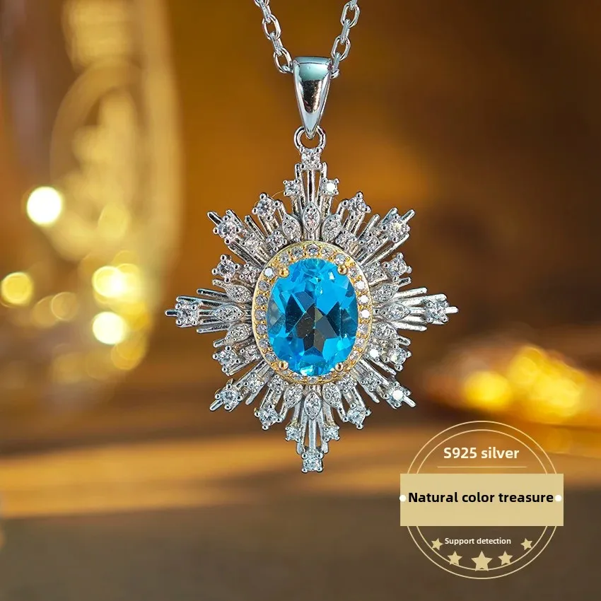 

Aurora Mirage - Gradient Crystal-Zircon Chain with Warm Gold Tone & Light refraction