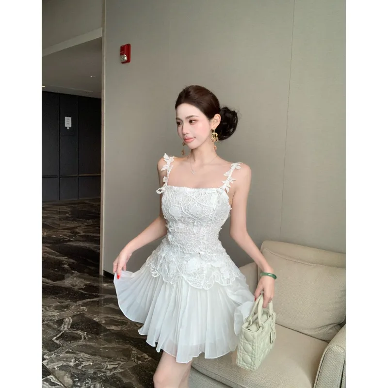 

Faionable Lace Hollow out Bridesmaid Set Women's Summer New Sle Pure Desire Wind Top And f Skirt Two-Piece Suit