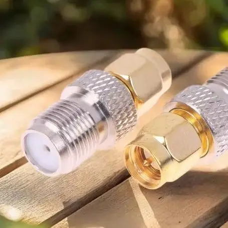 Twin Bundle of SMA Male Flip to F Female Copper RF Converter Smaj/FK SMA Interior Thread Interior Needle to F Outer Thread Inn