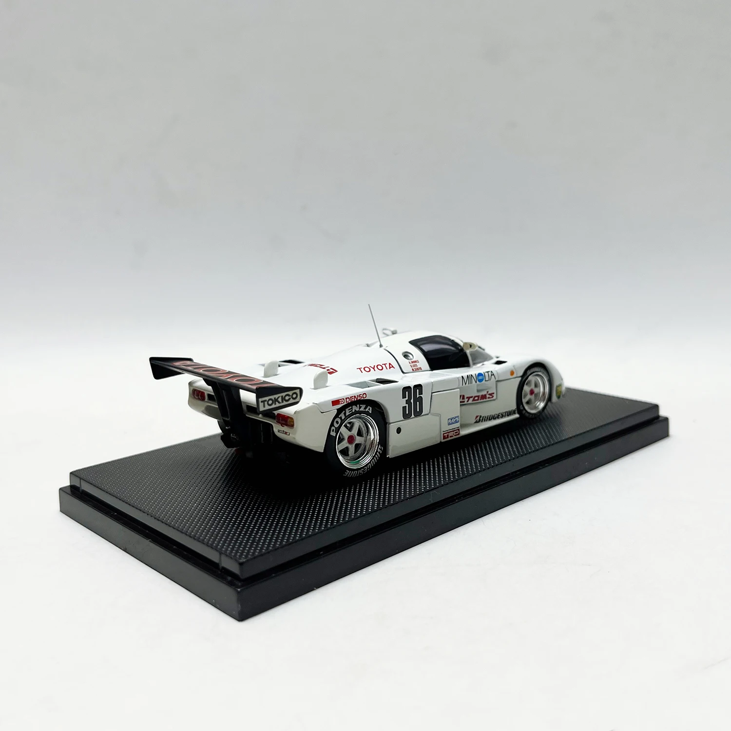 รถโมเดล EBBRO ขนาด 1:43 ผลิตจากโลหะผสม รถทดสอบ Toyota TOMS 88C ของเล่นรถแข่ง รุ่นคลาสสิก ของขวัญสำหรับผู้ใหญ่ ของที่ระลึก สำหรับตั้งโชว์