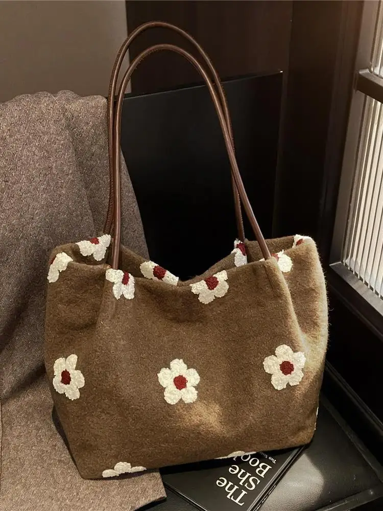 Doce menina sle axila grande saco feminino 2025 novo versátil sacola de lã outono inverno fofo único oulder saco