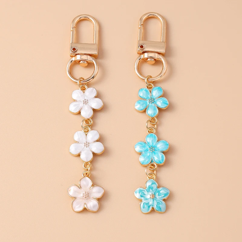 

Cute Enamel Flower Keychain Women Girls Key Ring Pendant for Car Key Holder Handbag Decor DIY Handmade Jewelry Gift