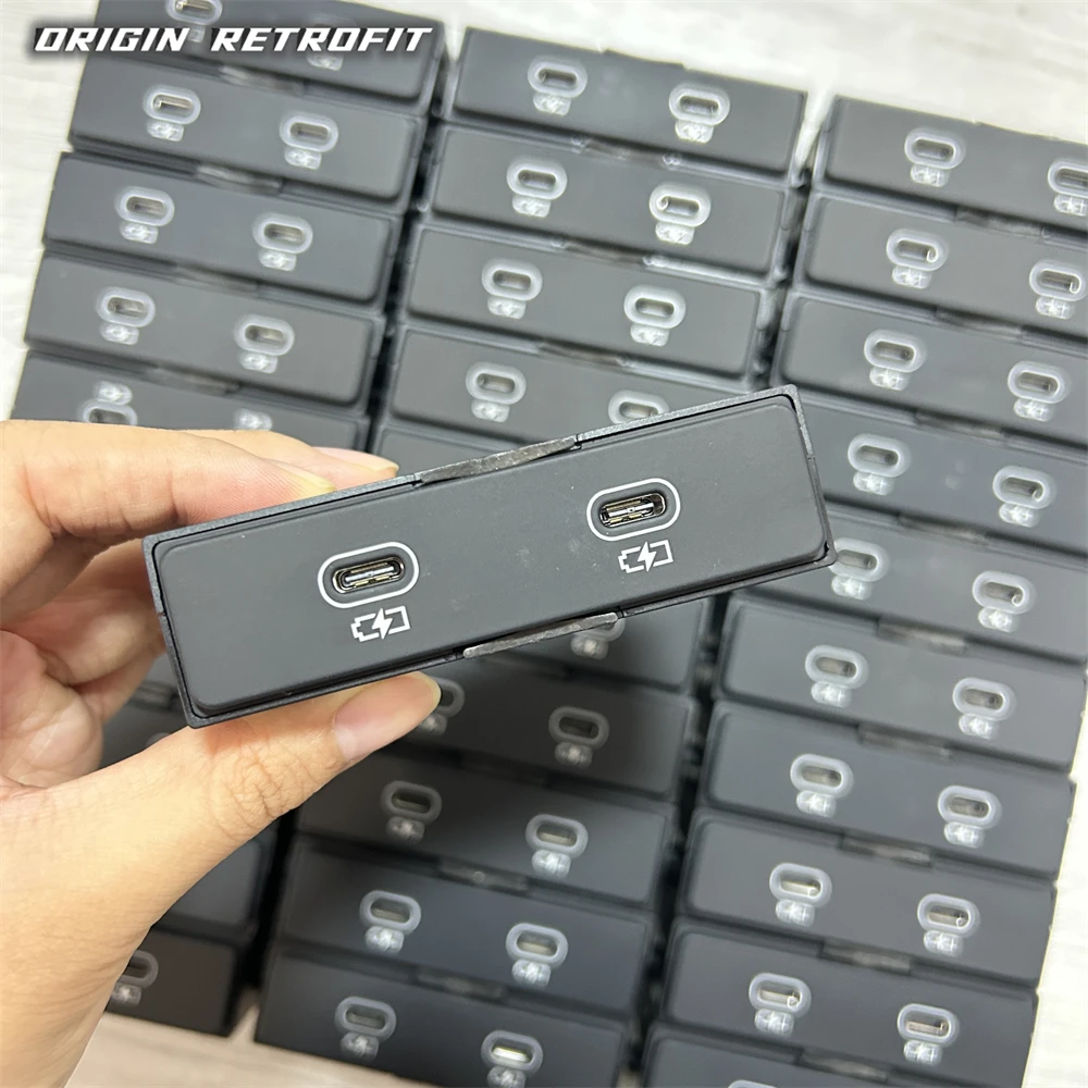 4N1 035 954 for Audi A6 A7 A8 Q8 CARPLAY dual usb-c charger PD type c switch 4N1035954 1 piece