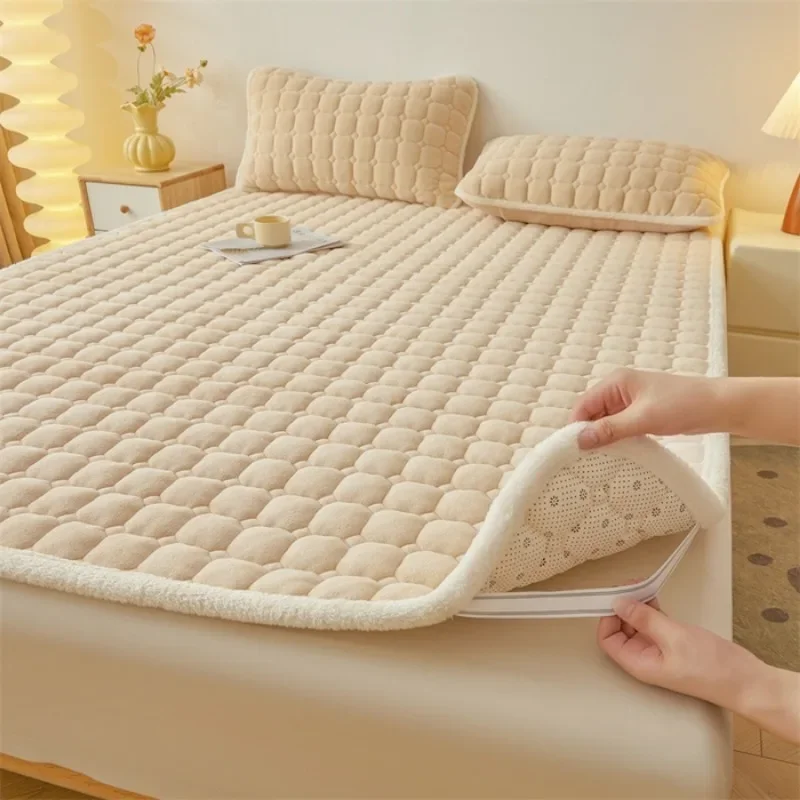 

2024 New Class A Thickened Milk Fleece Mattress Winter Warm Fleece Bed Cover Student Dormitory Mat Quilt