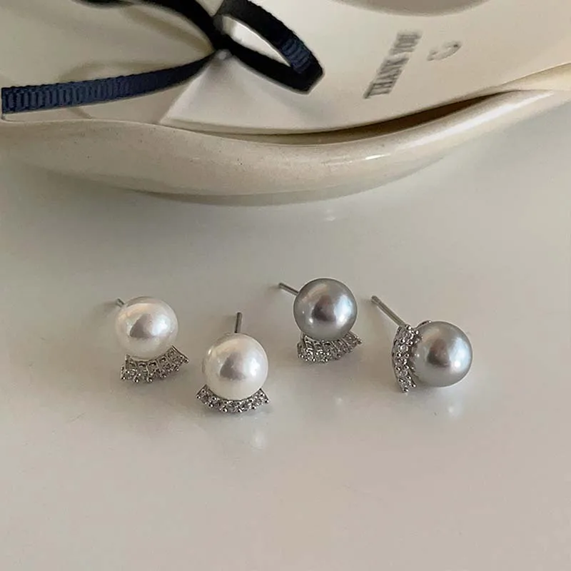 2024 New Arrival Gray Pearl Zircon Stud Earrings For Women Fashion Shiny Crystal Small Pearl Earrings Bridal Wedding Jewelry