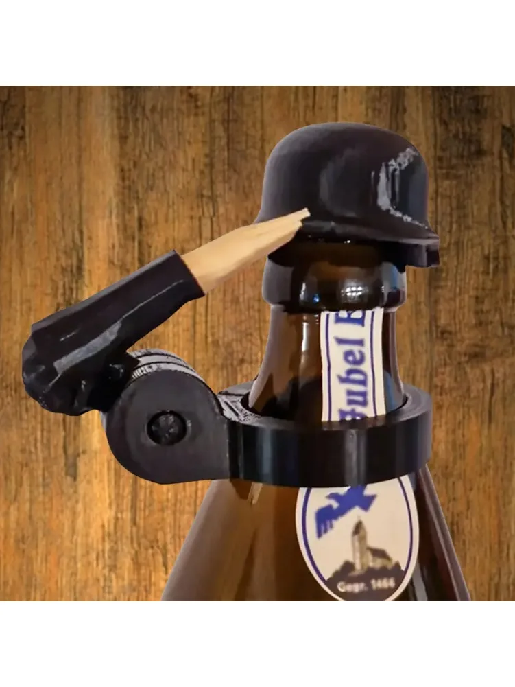 1-3pc Soldaat Salute Bierfles Helm Stofdicht Bierhelm Topper Creatieve Bierfles Cap voor Party Bar veteranen Liefhebbers - afbeelding 2